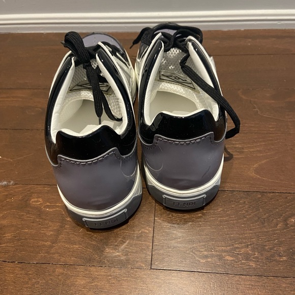 Mesh Fendi Low top sneakers - Picture 5 of 5